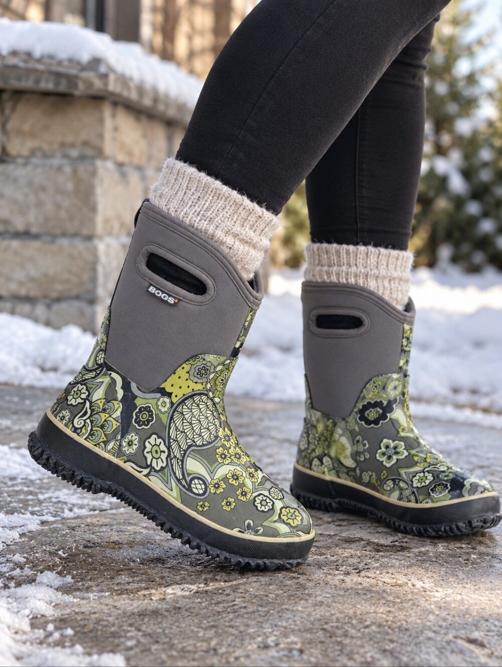 Bogs Classic Mid Paisley Waterproof Boots Size 8